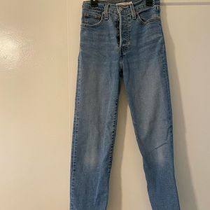 Levi Ribcage Denim